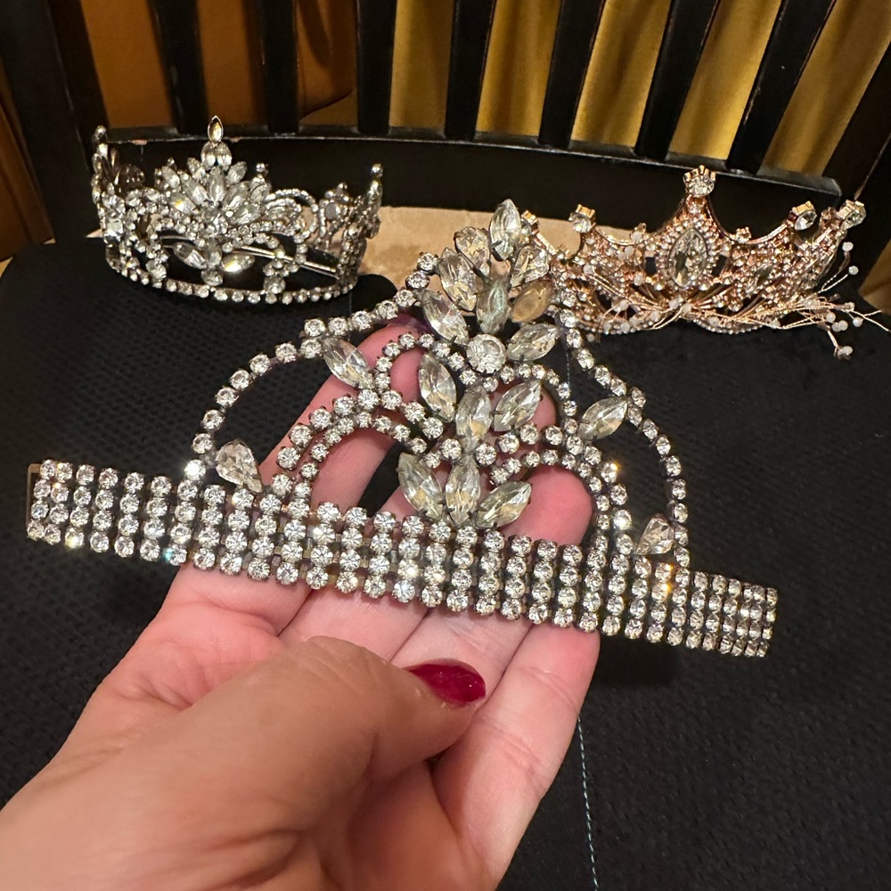 3 tiaras. 2 vintage, 1 new. As is.